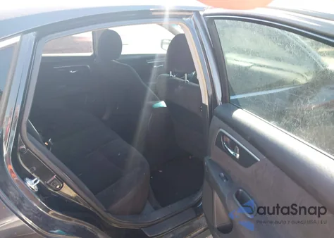 2013 Nissan Altima 2.5 S z USA, uszkodzony, nr VIN 1N4AL3AP3DC266695